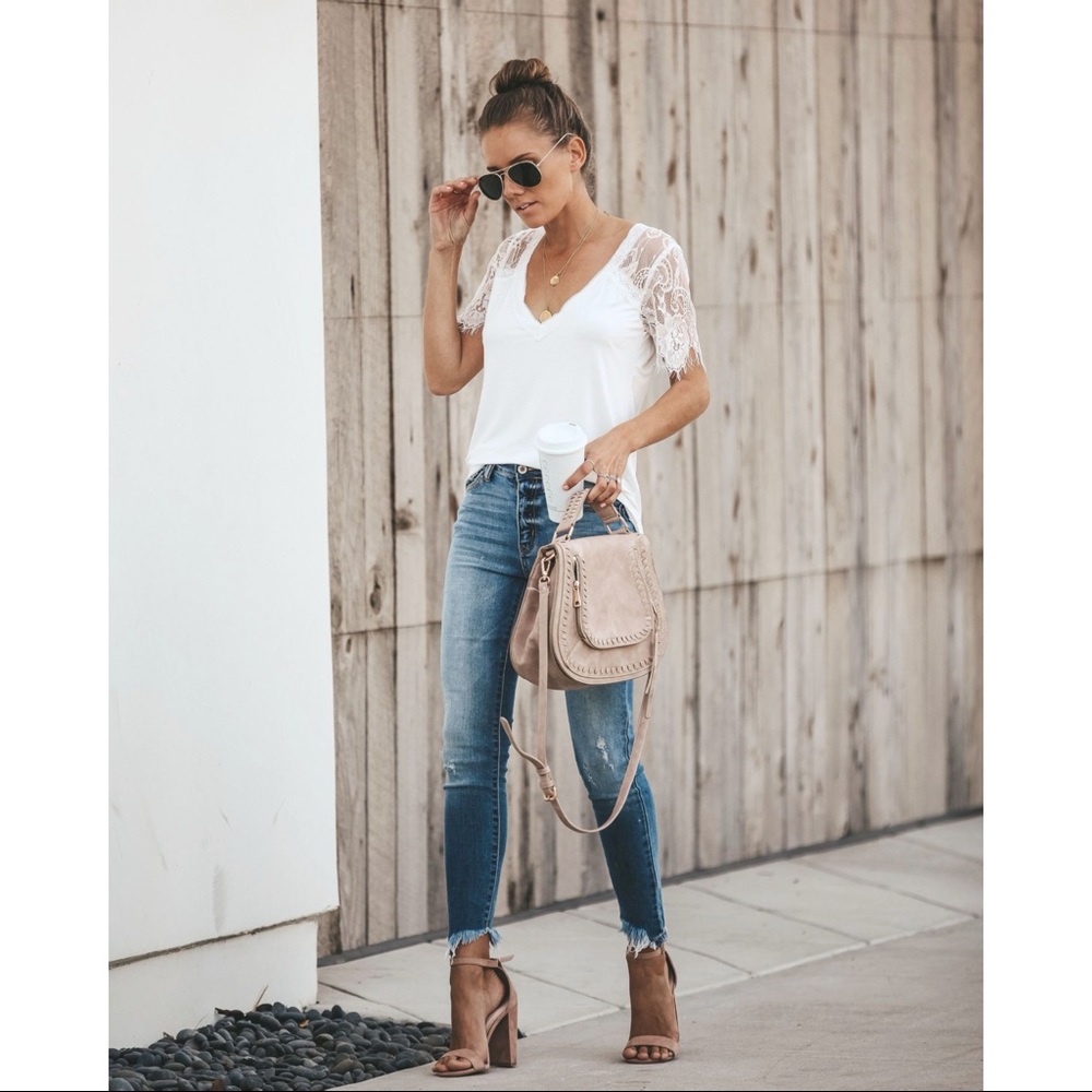 LAST ONE - SWEET SIDE LACE TOP IVORY - Picture 4 of 10